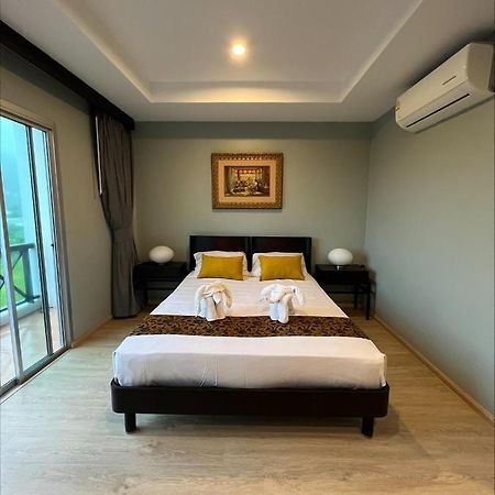Aloha Residence Pantai Kata Luaran gambar