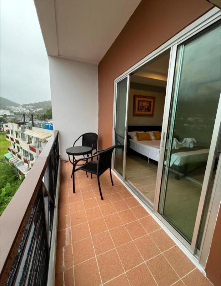Aloha Residence Pantai Kata Bilik gambar